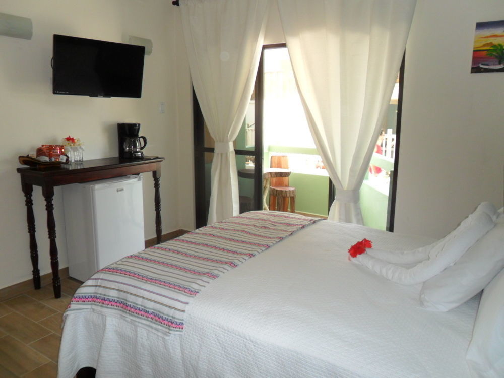 Jans Hotel Caye Caulker Exteriör bild