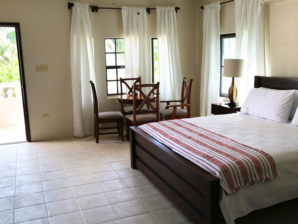 Jans Hotel Caye Caulker Exteriör bild